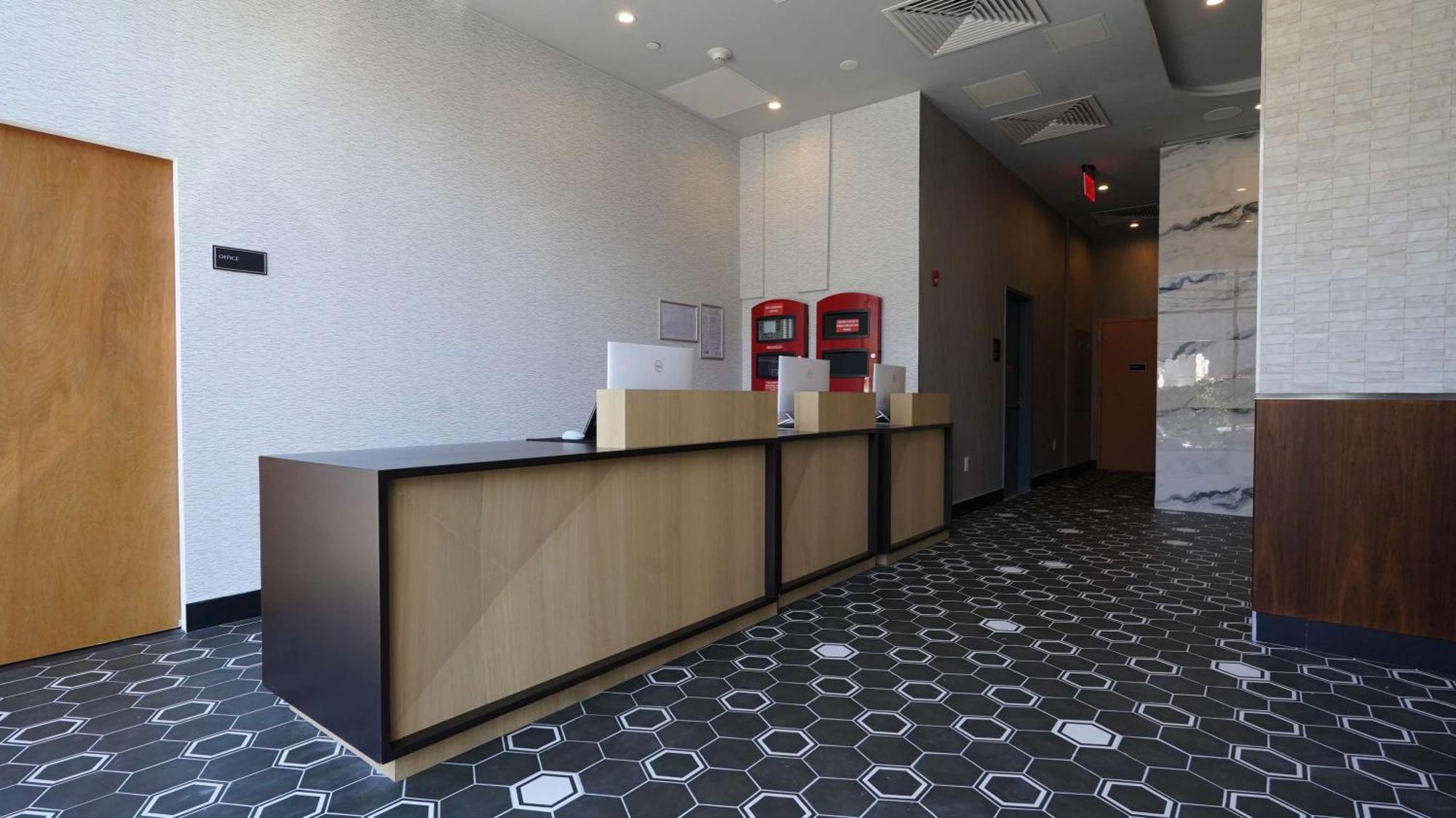 Doubletree By Hilton Long Island City, Ny New York Eksteriør billede