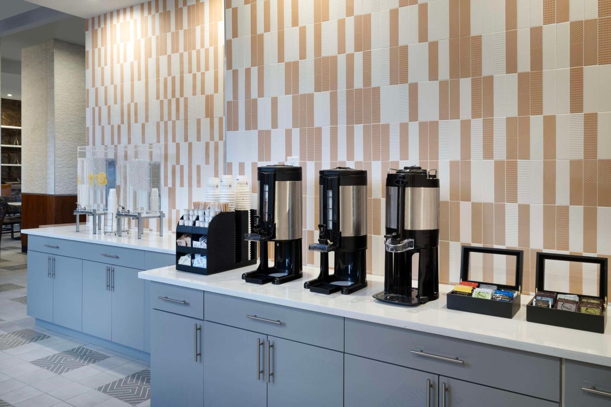 Doubletree By Hilton Long Island City, Ny New York Eksteriør billede