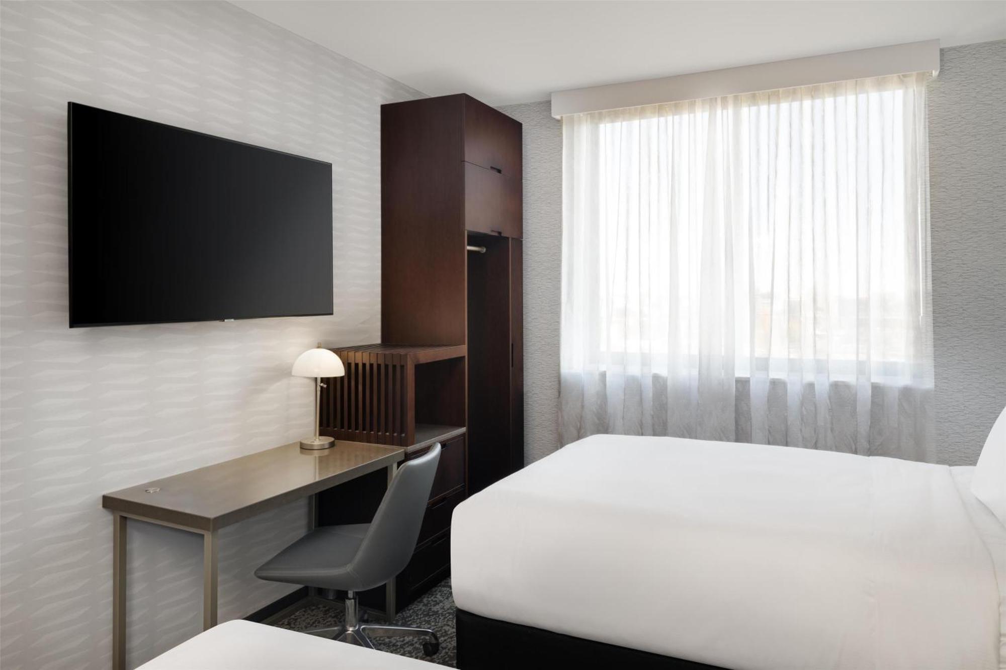 Doubletree By Hilton Long Island City, Ny New York Eksteriør billede